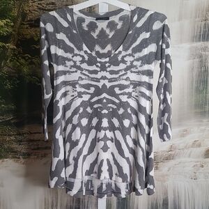 Nally & Millie Womens Small Gray Cream Relaxed Hi Low Sweater Top